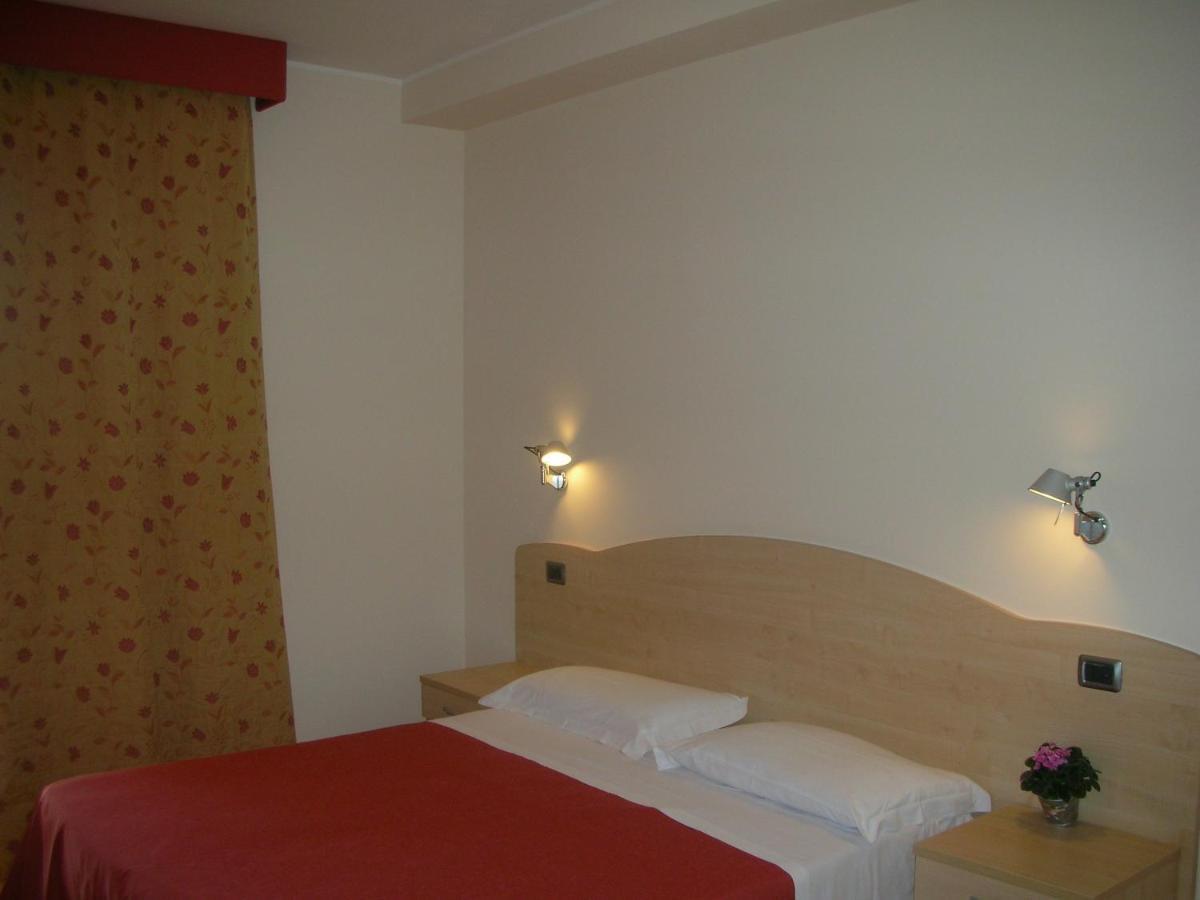 Hotel La Tartaruga Roseto Degli Abruzzi Eksteriør bilde
