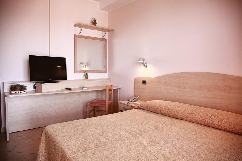 Hotel La Tartaruga Roseto Degli Abruzzi Eksteriør bilde