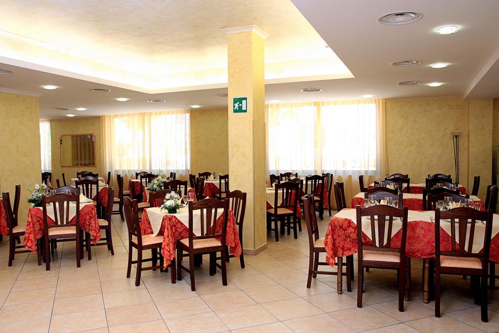 Hotel La Tartaruga Roseto Degli Abruzzi Eksteriør bilde