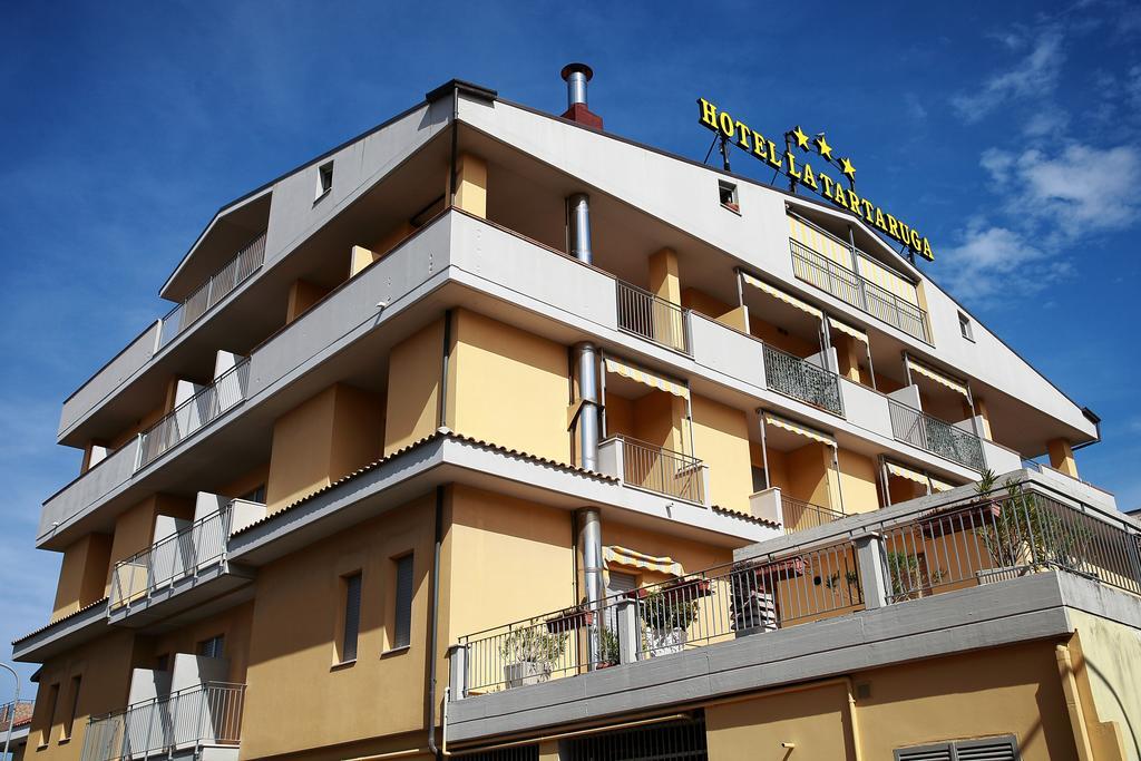 Hotel La Tartaruga Roseto Degli Abruzzi Eksteriør bilde